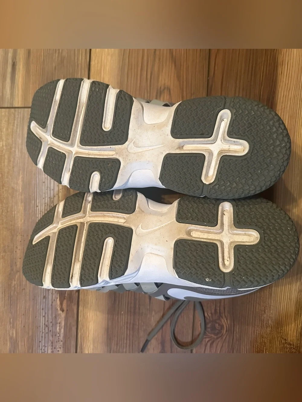 Nike men’s athletic
